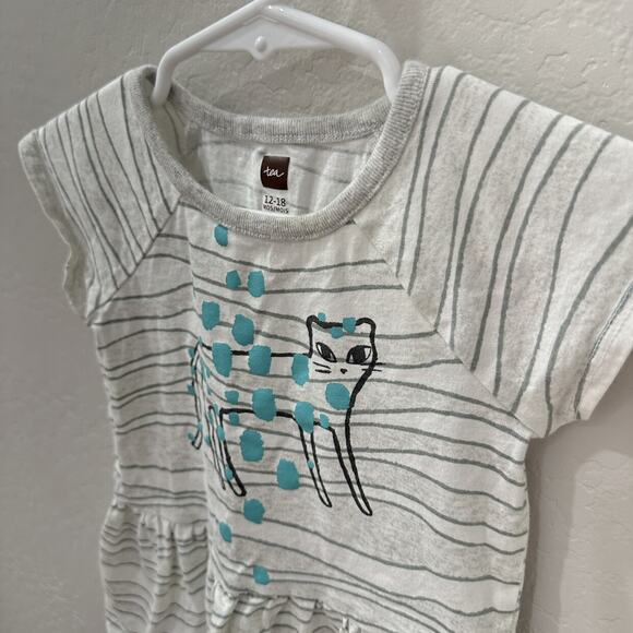 Tea Collection Tiger Raglan Skirted Baby Dress - Picture 2 of 8